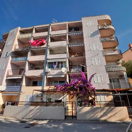 Appartement Ivanto Makarska