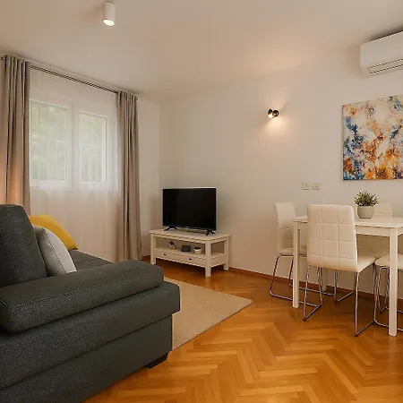 Apartment Ivanto
